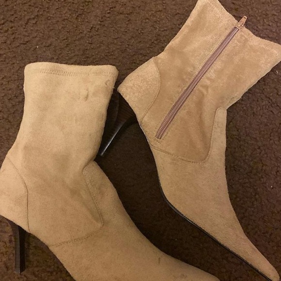 Boots - Picture 1 of 2